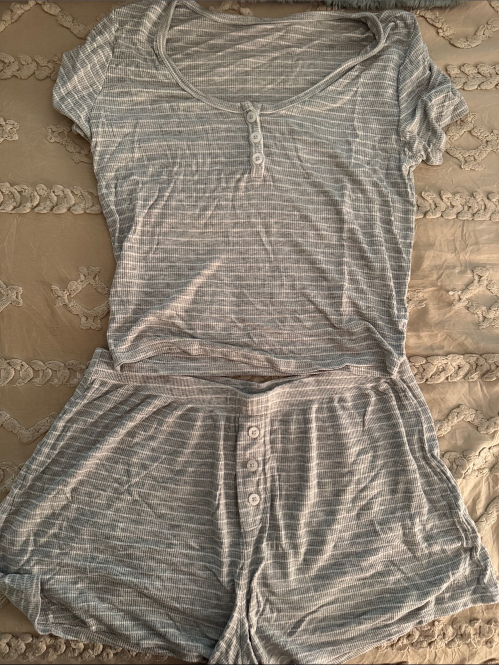 hollister gilly hicks sleep set